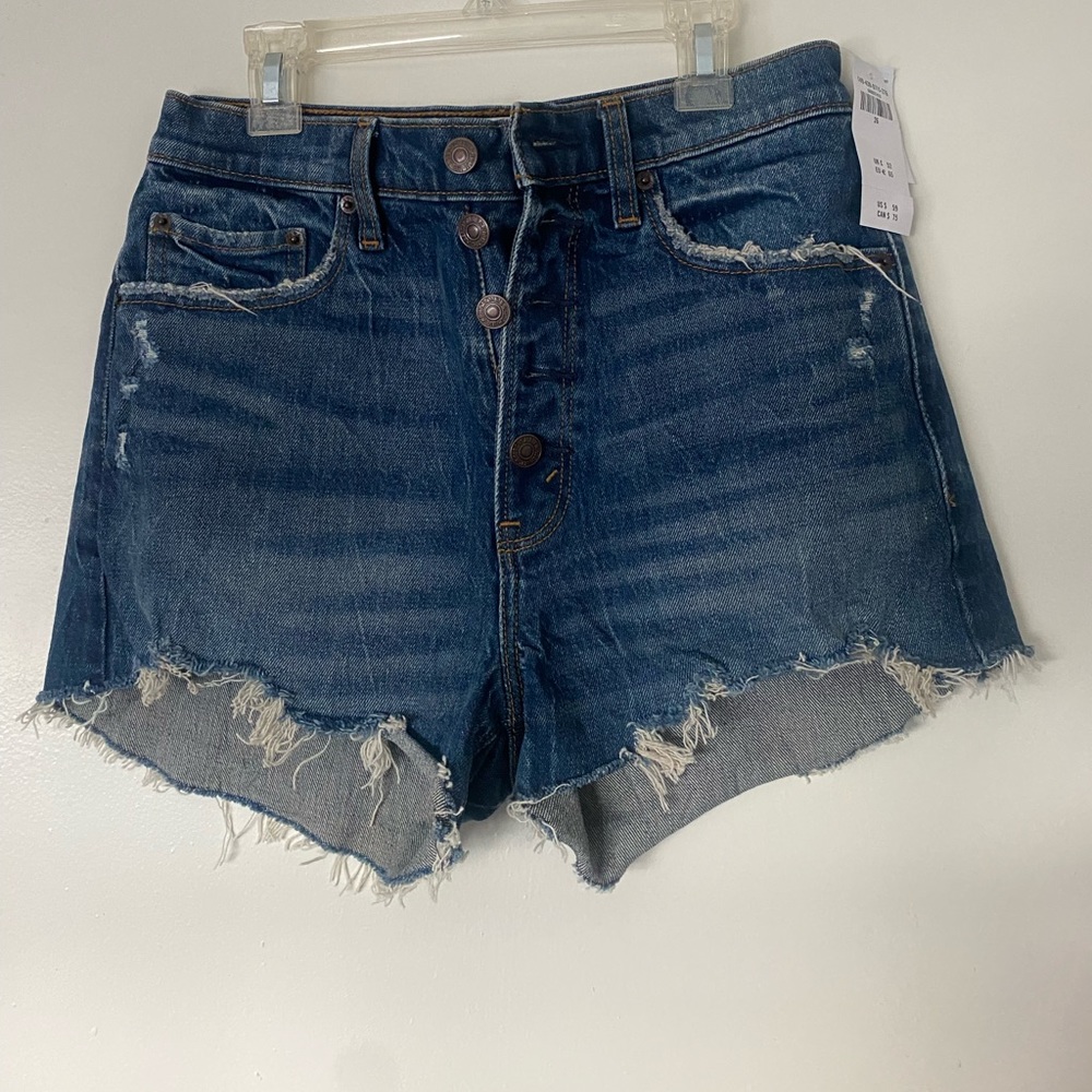 Abercrombie jean shorts size 2 NWT